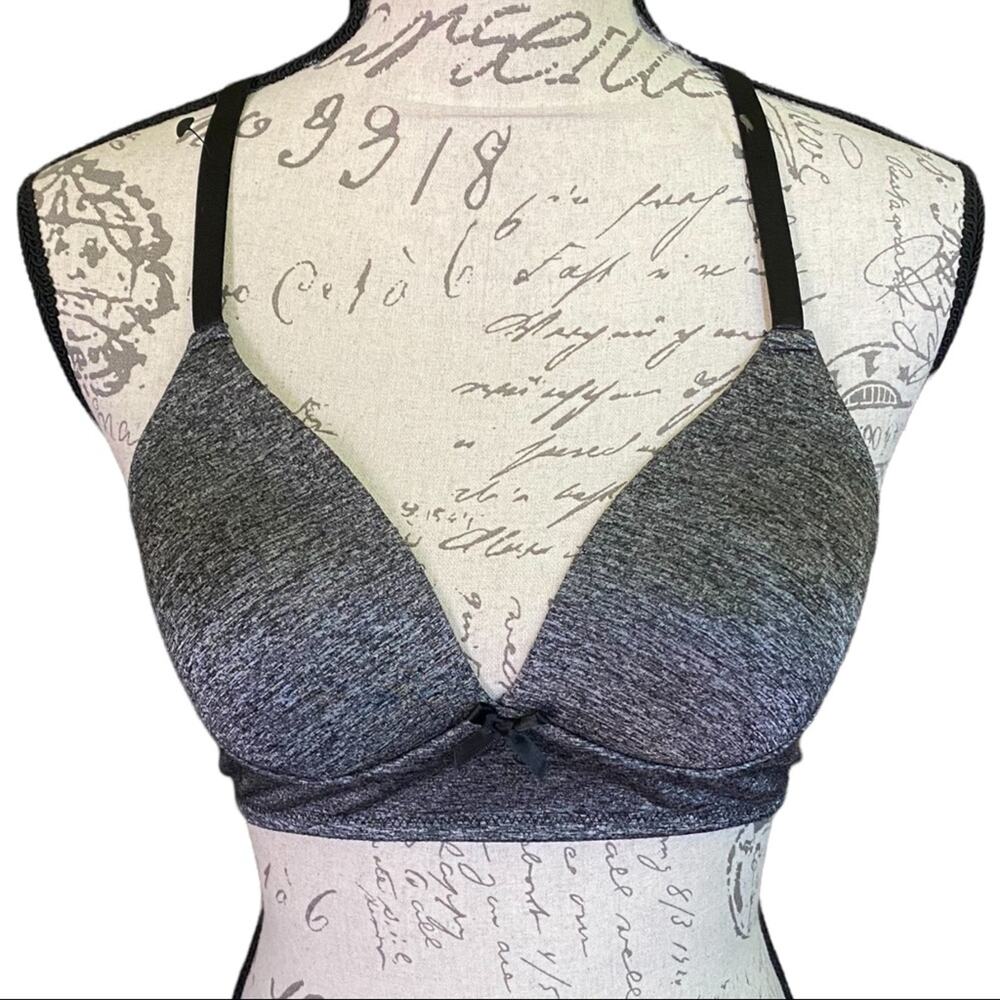 Wireless Gray Pullover Bralette Size 34B NEW